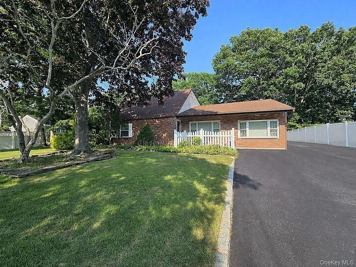 60 Meyer Lane