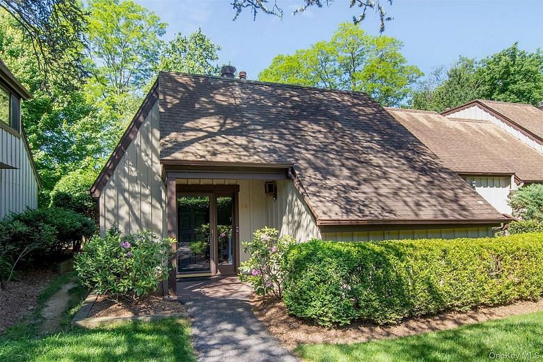 60 Quail Close