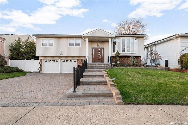 600 Hungry Harbor Road