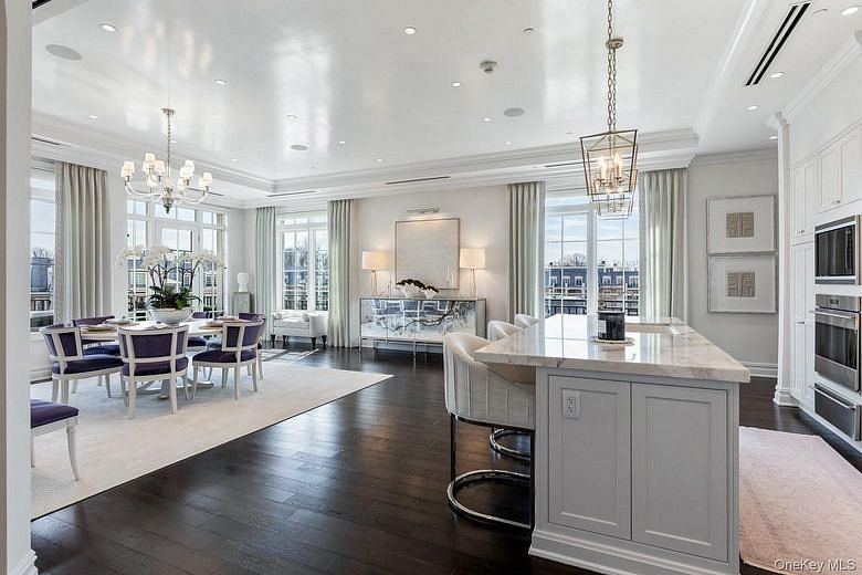 6000 Royal Court #PENTHOUSE