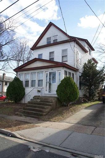 Image 1 of 26 for 162 Colonial Ave in Long Island, Freeport, NY, 11520
