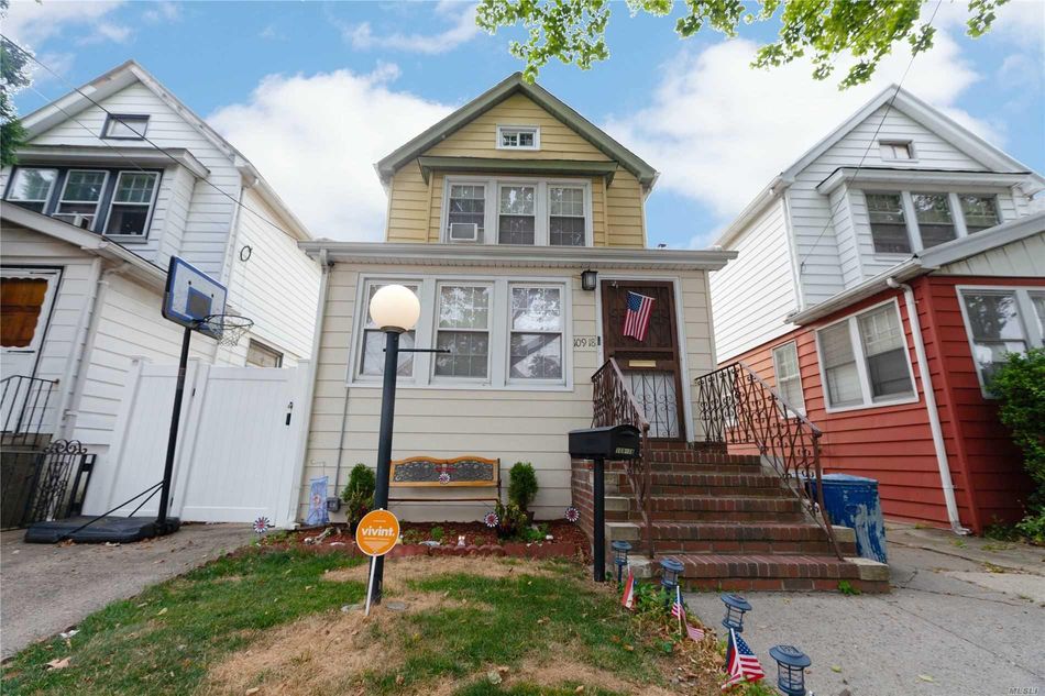 Image 1 of 16 for 109-18 221st Street in Queens, Queens Village, NY, 11429