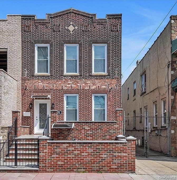 605 Sheffield Avenue