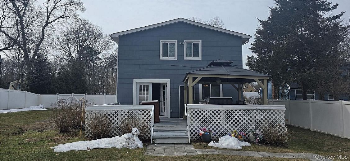 606 Birch Hollow Drive