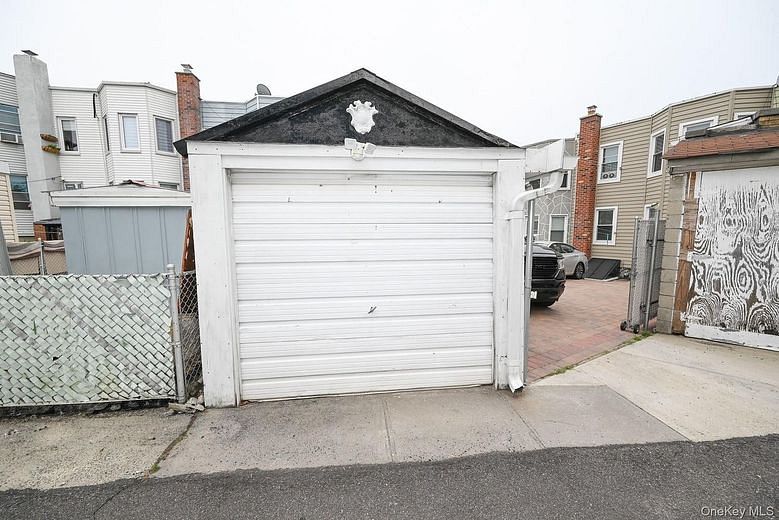 6062 Flushing Avenue