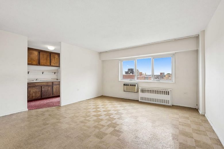 609 Columbus Avenue #PH18N