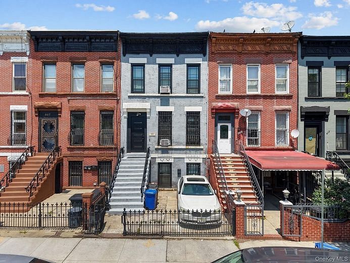 609 Lexington Avenue