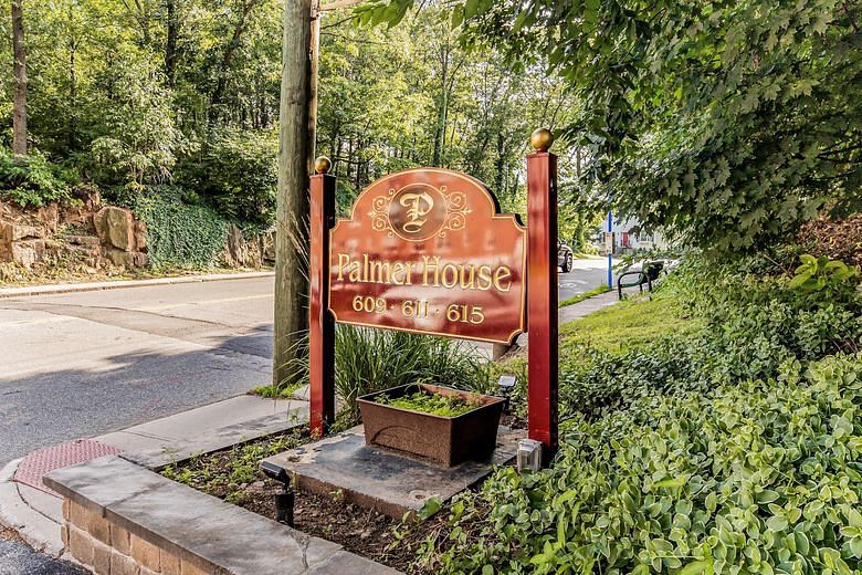 609 NE Palmer Road #4J