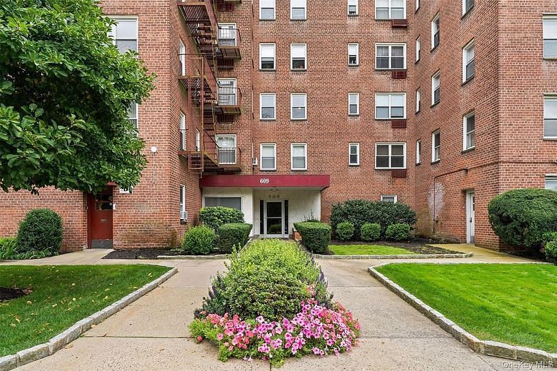 609 Palmer Road #7C