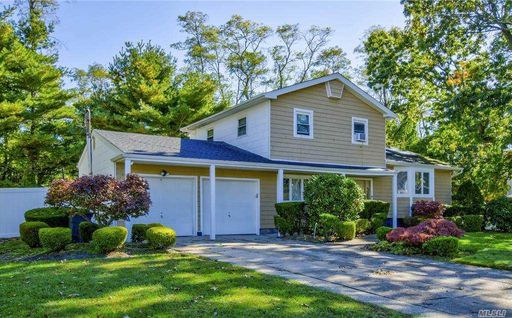 Image 1 of 23 for 3 Cornell Dr in Long Island, Wheatley Heights, NY, 11798