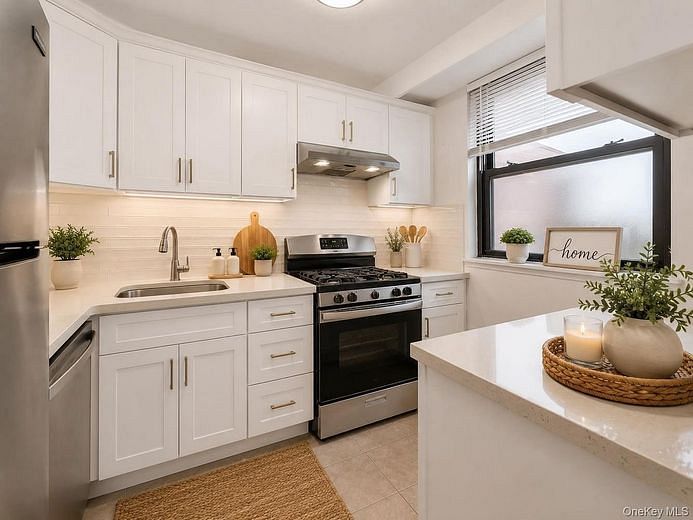 61-15 98th Street #16H