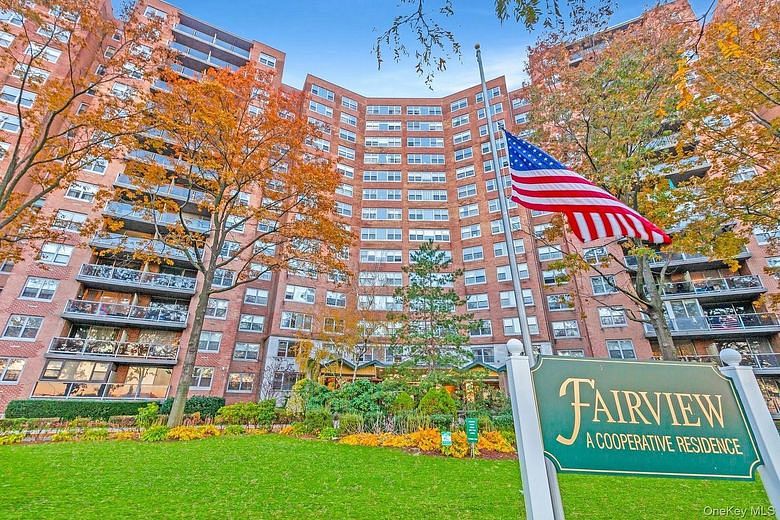 61-20 Grand Central Parkway #A1008