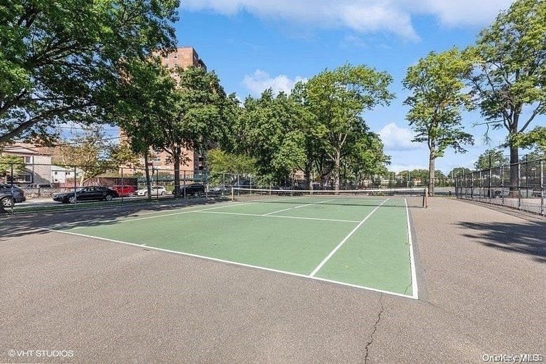 61-20 Grand Central Parkway #A1203