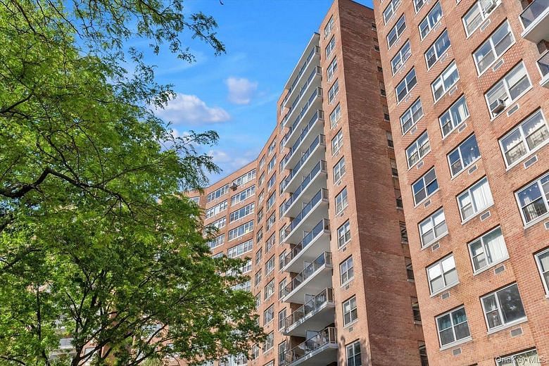 61-20 Grand Central Parkway #A208