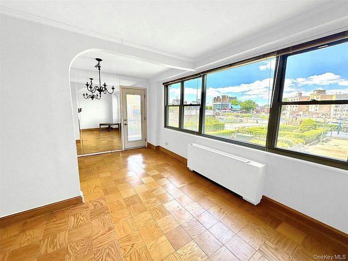 61-20 Grand Central Parkway #B204