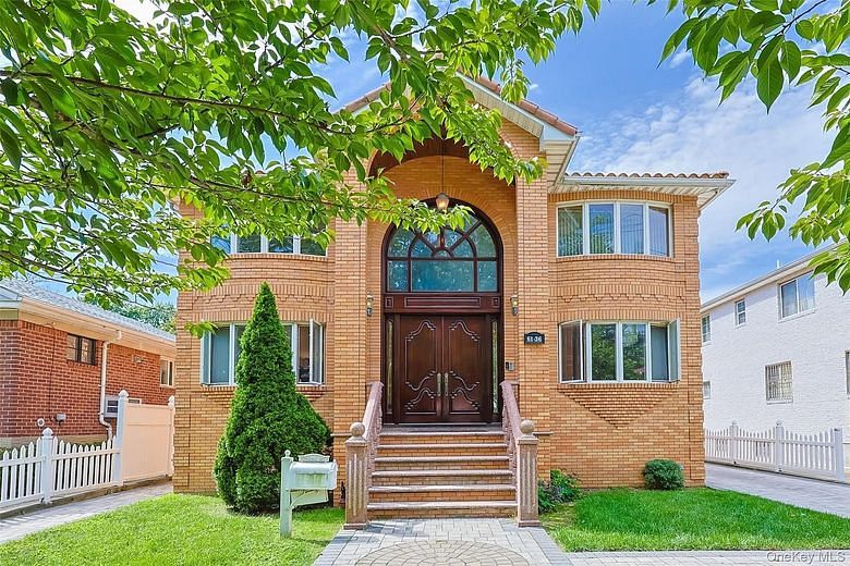 61-36 Cloverdale Blvd