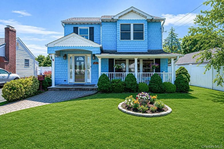 61 N Ocean Avenue