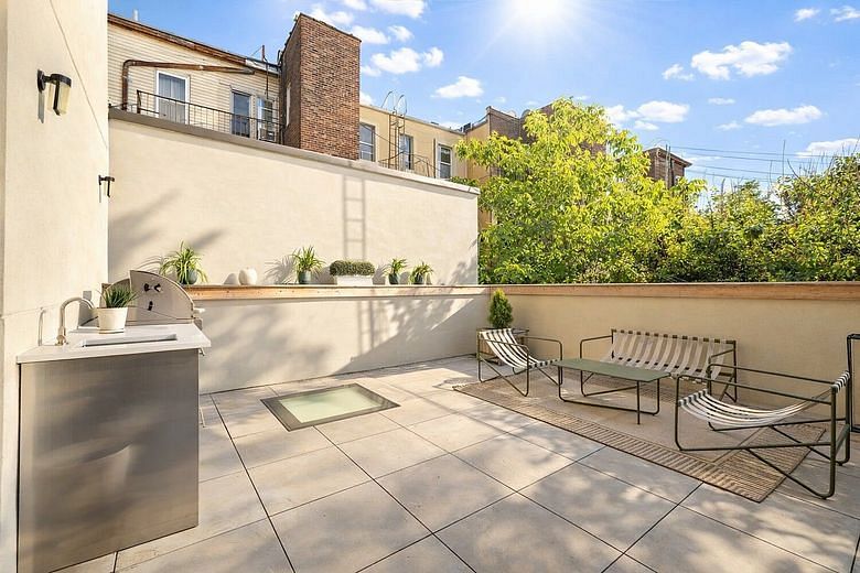 61 North Henry Street #GARDEN1