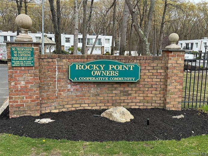 61 Rocky Point Yaphank Road #61