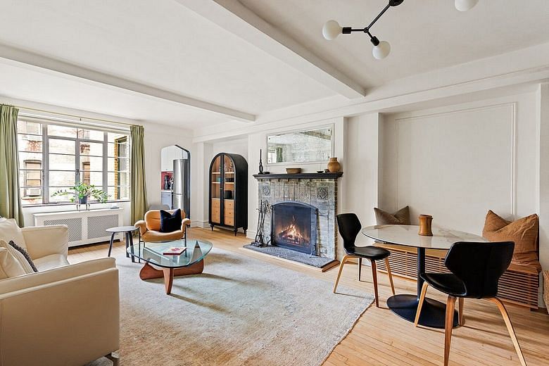 61 West 9th Street #5D