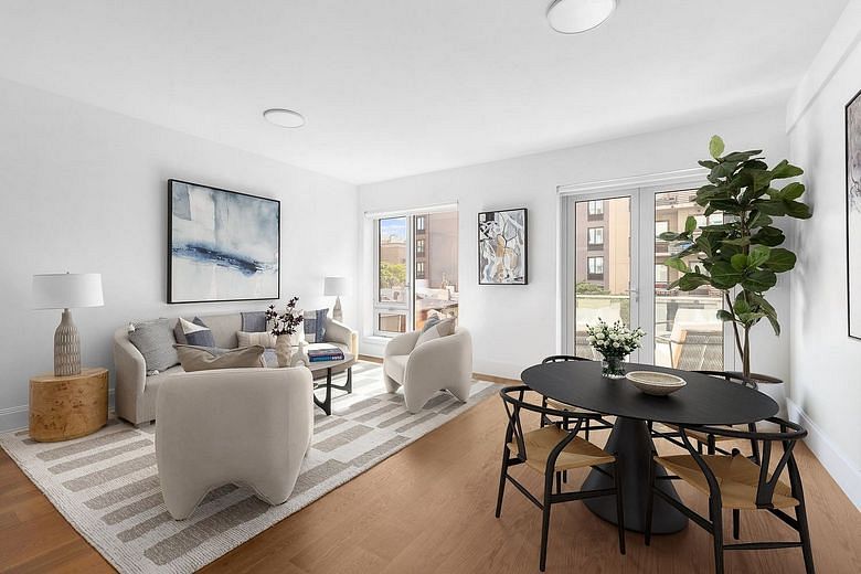 610 Warren Street #4A