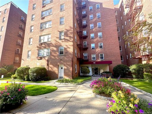 Image 1 of 27 for 611 Palmer Road #3R in Westchester, Yonkers, NY, 10701