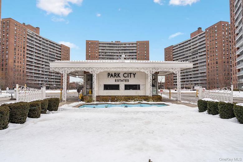 6115 98th Street #8J