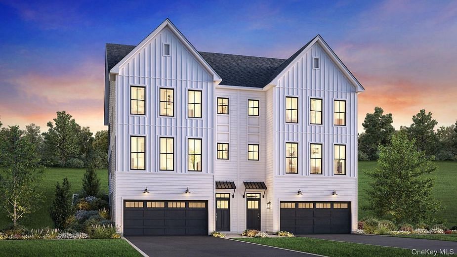 612 East grassy sprainbrook Lane #10