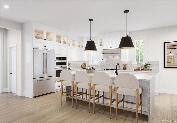 612 East grassy sprainbrook Lane #12