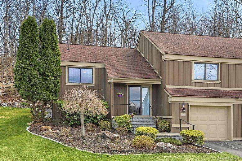 612 Heritage Hills #A