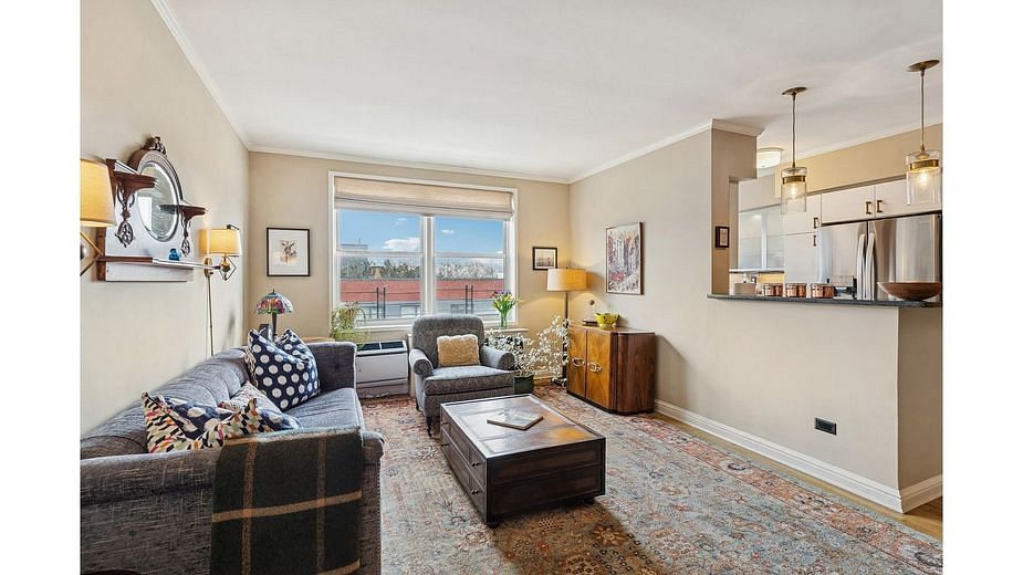 616 East 18th Street #6G