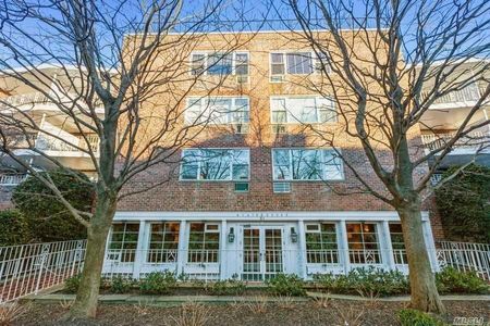 Image 1 of 19 for 21 Chapel Place #2H in Long Island, Great Neck, NY, 11021