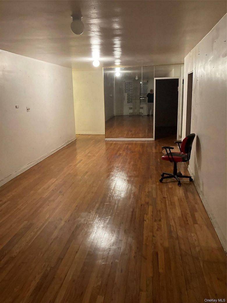 62-59 108 St #6E