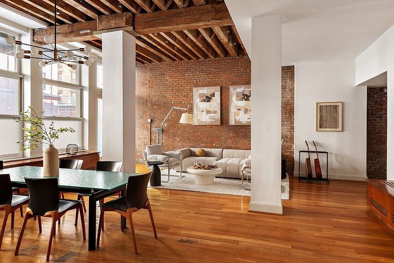 62 Beach Street #THB