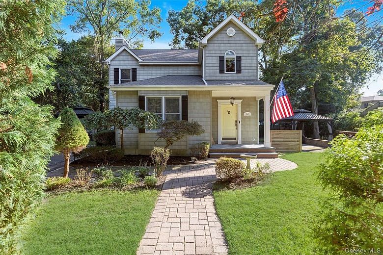 62 Douglaston Road