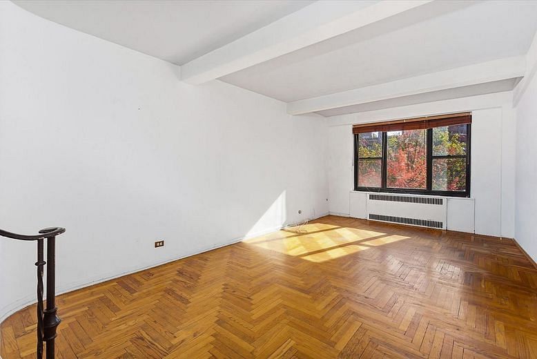 62 Park Terrace West #A77