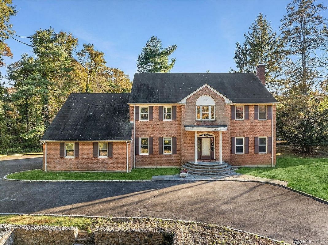 Image 1 of 27 for 62 Sabine Road in Long Island, Oyster Bay, NY, 11791