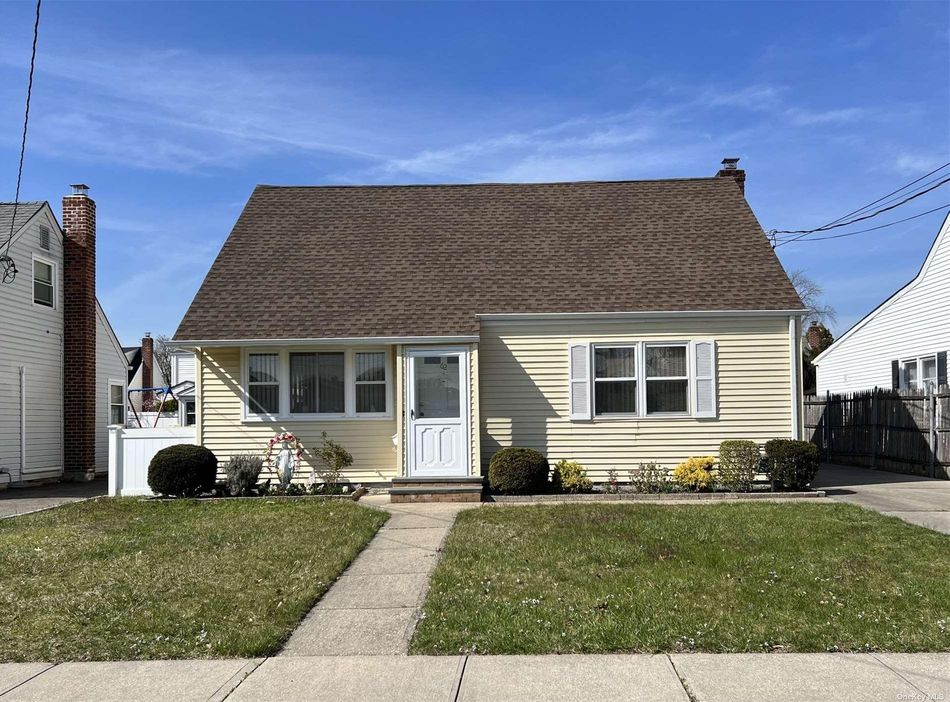 Image 1 of 21 for 62 Virginia Avenue in Long Island, Plainview, NY, 11803
