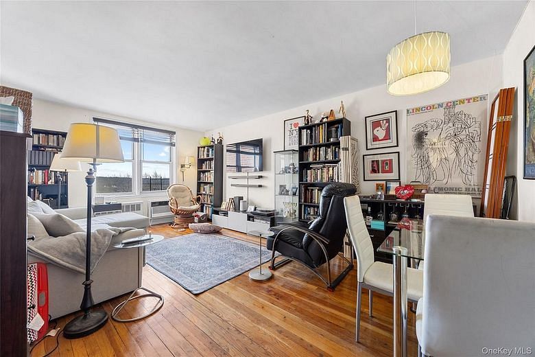 6200 Riverdale Avenue #7J