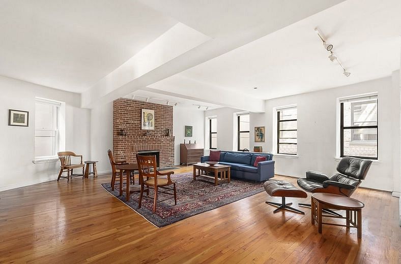 622 Greenwich Street #3D