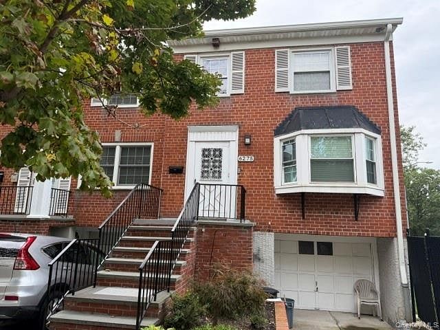 6275 Douglaston Parkway #11
