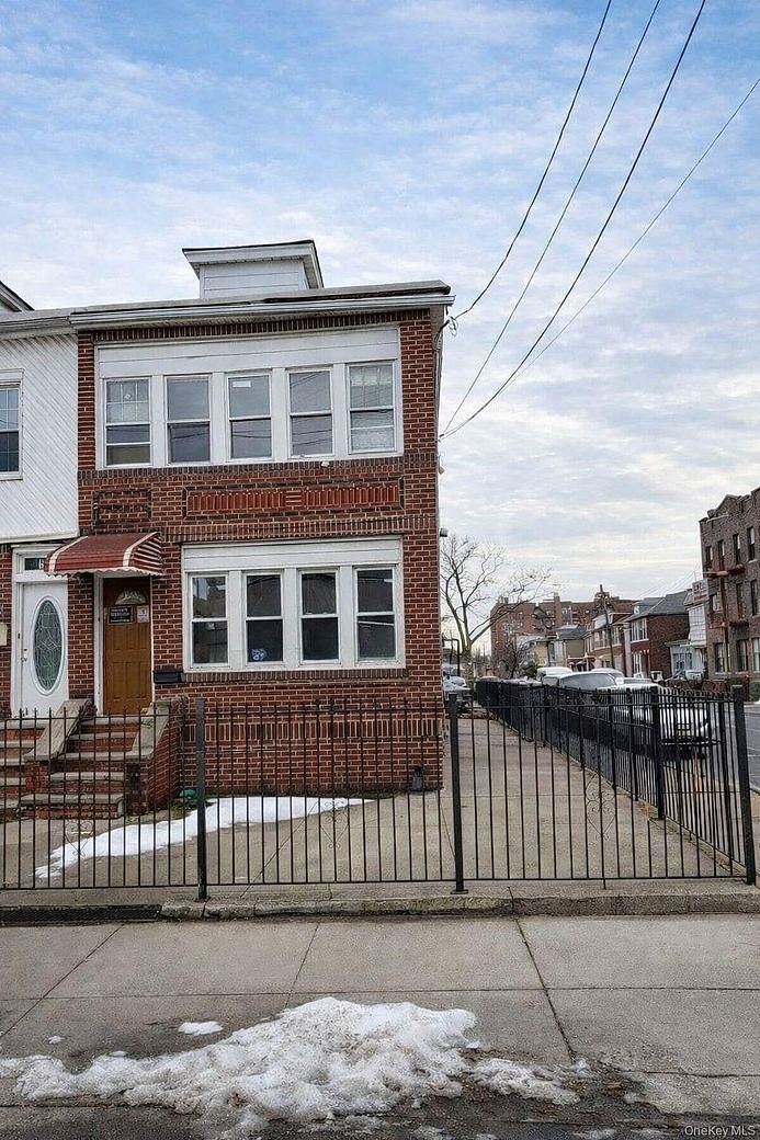 628 Linden Boulevard