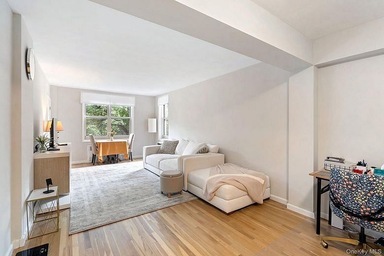 629 Kappock Street #6J