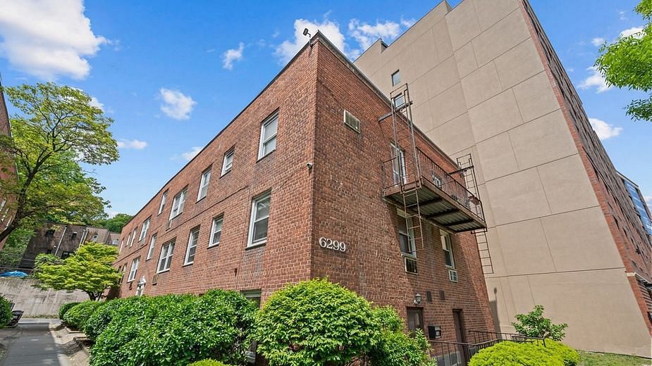 6299 Broadway #C3A
