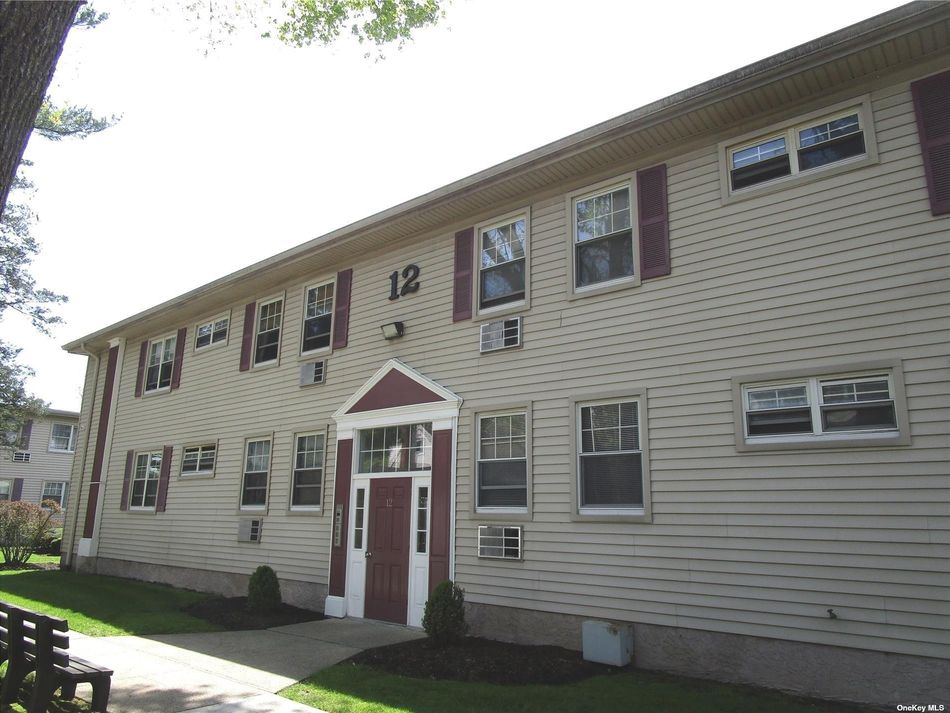 Image 1 of 16 for 324 Post Avenue #12-L in Long Island, Westbury, NY, 11590