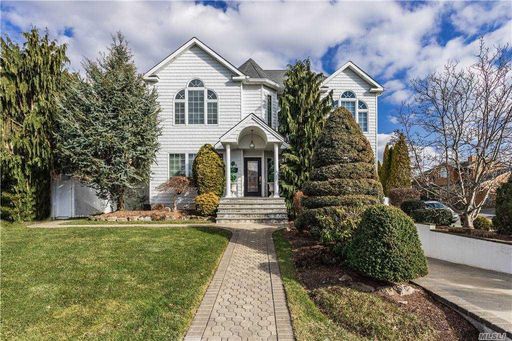Image 1 of 36 for 269 Lincoln Blvd in Long Island, Merrick, NY, 11566