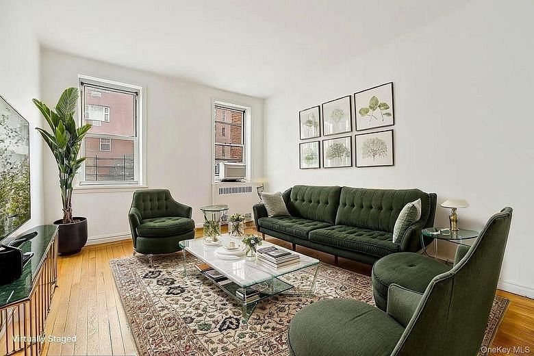 63-109 Saunders Street #3A