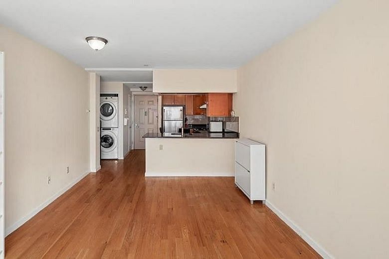 63-14 Queens Boulevard #6C
