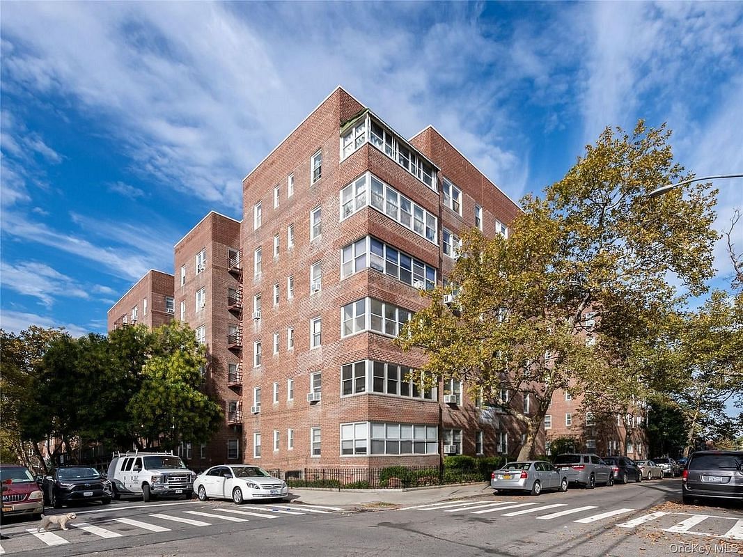 Image 1 of 21 for 63-60 102nd Street #D11 in Queens, Rego Park, NY, 11374