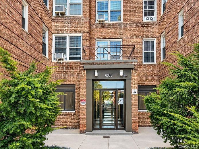 63-85 Woodhaven Boulevard #6C2